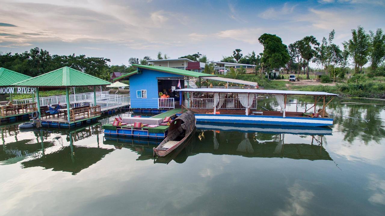 Bluemoon Riverside Phibun Mangsahan Экстерьер фото